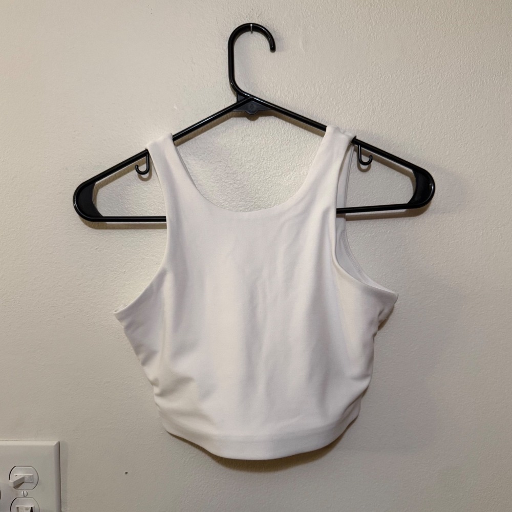 Outdoor Voices Venus Crop Top Built in Shelf Bra White Size XS NWOT